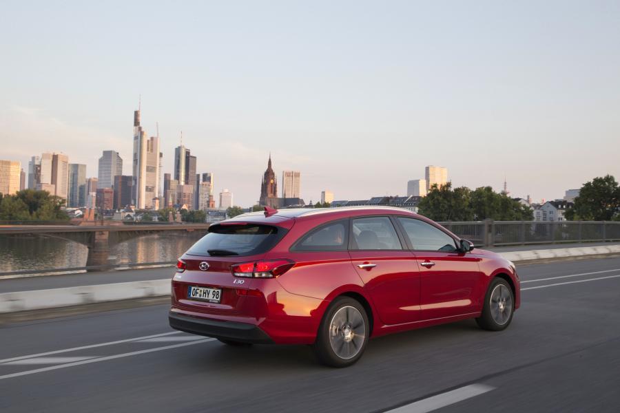  Hyundai i30 Wagon (PD) 2018 года  (WW) (фото 6 из 29)